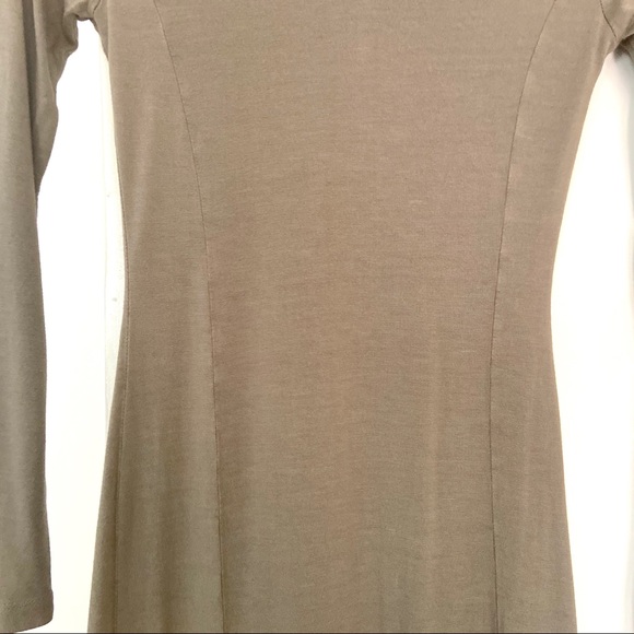 ASOS Petite Long Sleeved Olive Maxi Dress w Slit - Picture 4 of 10